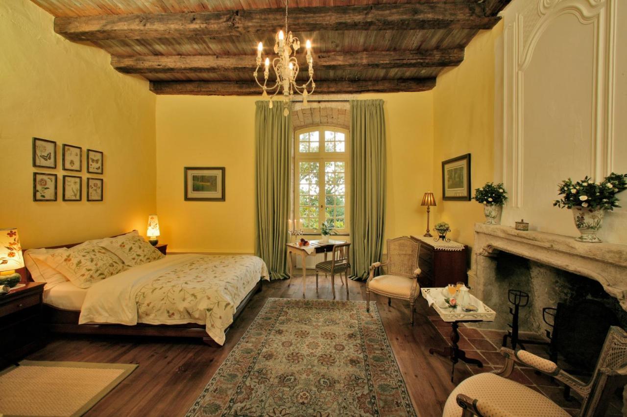 Le Prieure Du Chateau De Biron Biron  Buitenkant foto